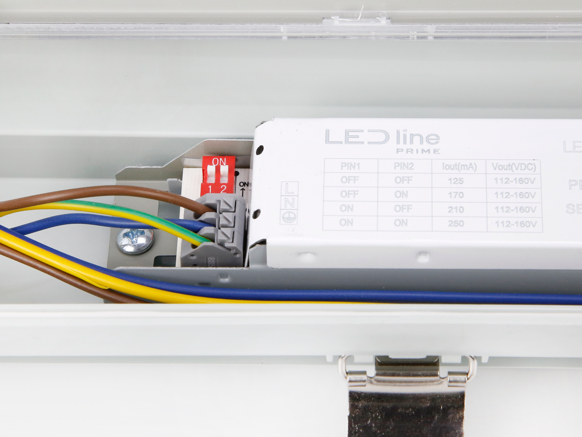 Hermetische armatuur RANGER 4000K 10-40W 7200lm IP66 120cm grijs PRIME